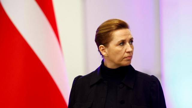 La primera ministra danesa, Mette Frederiksen, en una conferencia de prensa conjunta en Kiev.