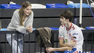 Pablo Urdangarin y Johanna Zott, de paseo juntos mientras sus padres evitan coincidir en sus vacaciones en Bidart
