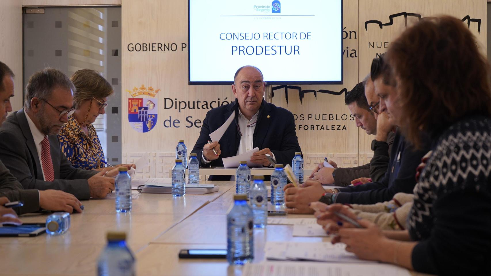 Imagen de la reunión del Consejo Rector de Prodestur, este miércoles