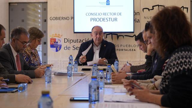 Imagen de la reunión del Consejo Rector de Prodestur, este miércoles