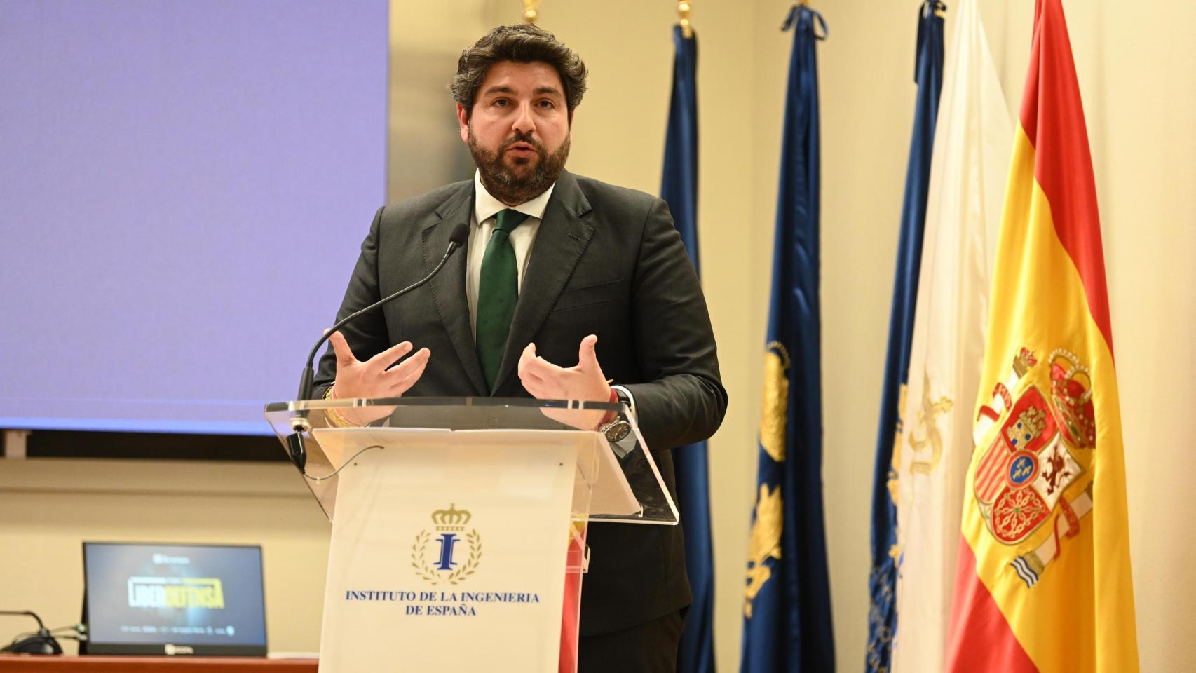 Fernando López Miras participa en el primer Foro ‘Liberdefensa’, celebrado en Madrid.