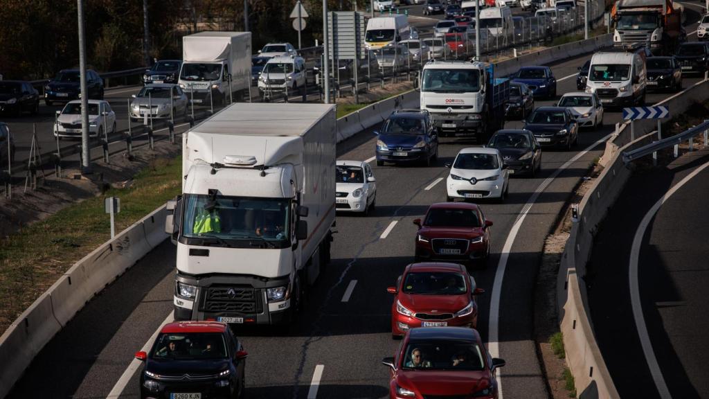 Circulación en la autovía del Este, la A-3, durante la operación salida del puente de diciembre 2022.