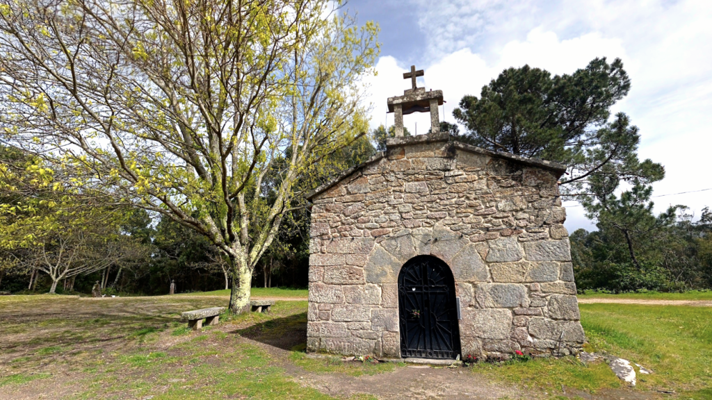 Capela de San Cibrán en la parroquia de Tomeza