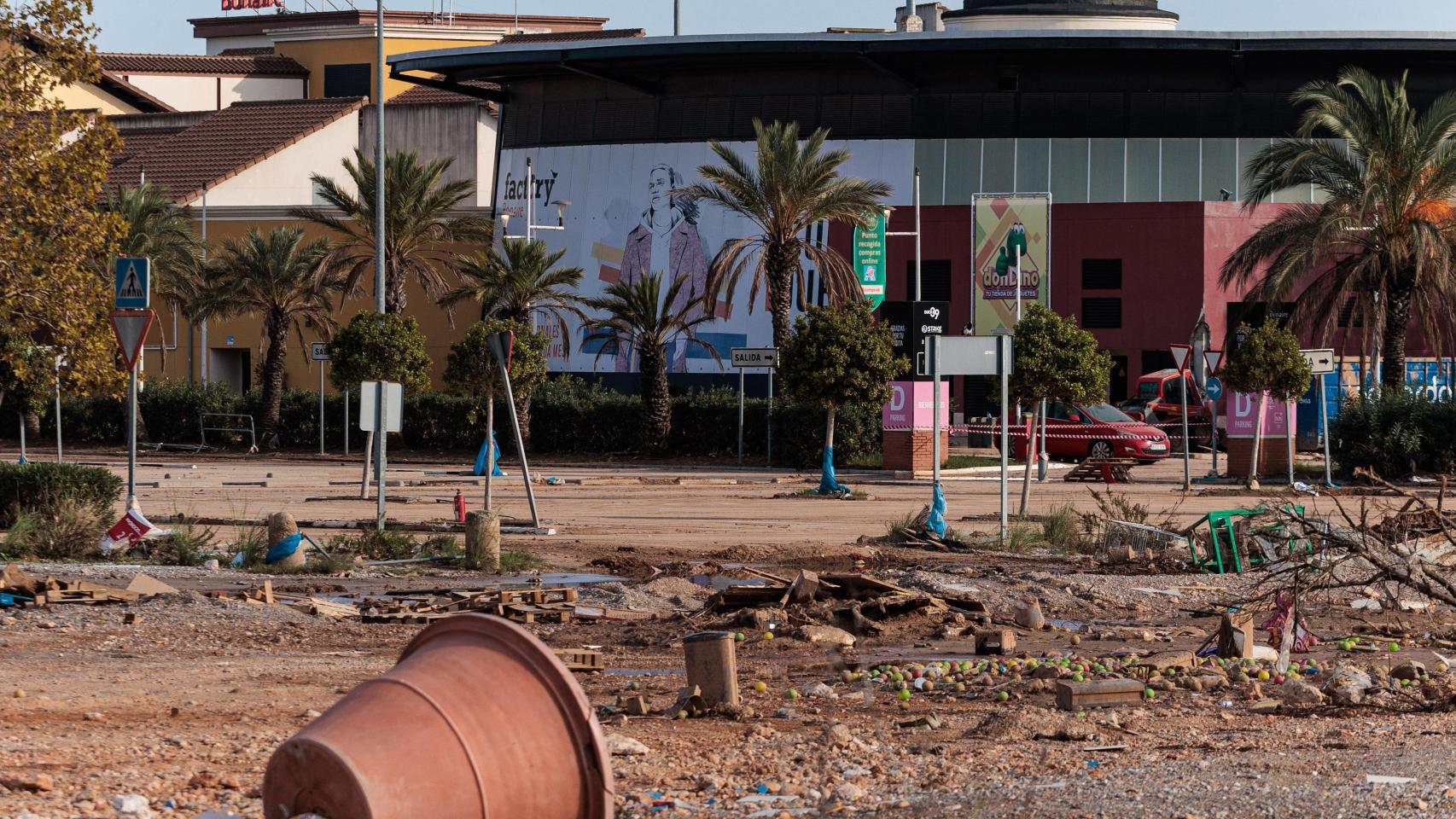 El centro comercial Bonaire en Valencia, arrasado por el paso de la DANA. Europa Press / Carlos Luján