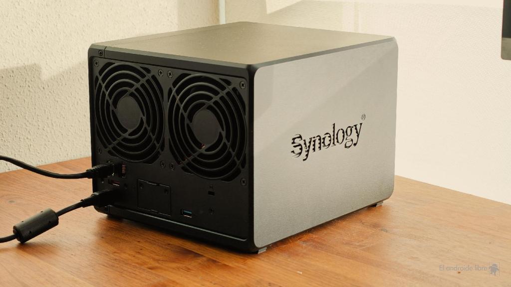 Conexiones del NAS Synolgy DS923+