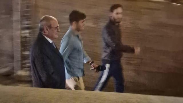 Vito Quiles junto a Juan Marín, concejal de Vox en el Ayuntamiento de Toledo.