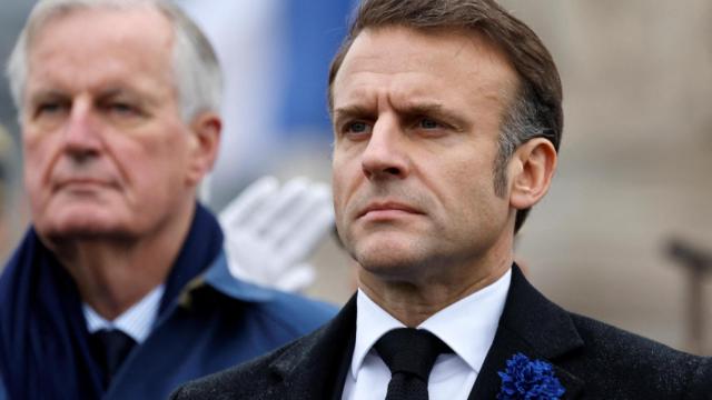 El presidente de Francia, Emmanuel Macron, y el primer ministro de Francia, Michel Barnier.