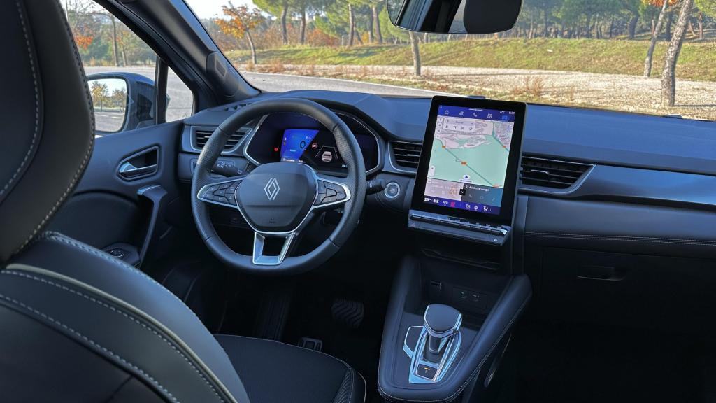 Interior del Renault Symbioz.