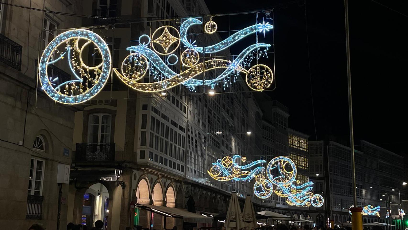 En imágenes: Así fue el encendido de las 3,6 millones de luces de Navidad de A Coruña