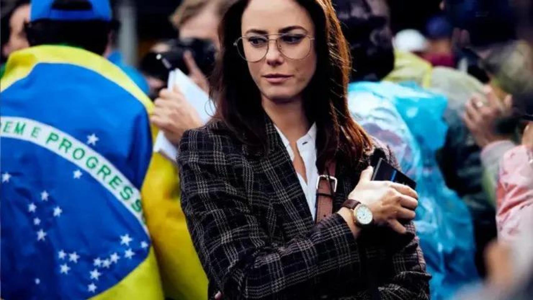 Quién fue Laura Harrison, la periodista de la serie de Ayrton Senna de