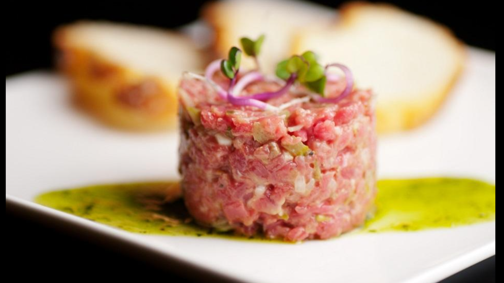 Una tapa de Steak tartar del Bar Hermanos Teresa.