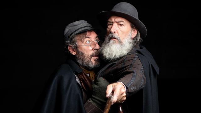 Antonio Molero y Ginés García Millán en 'Luces de bohemia'. Foto: Javier Naval / Teatro Español