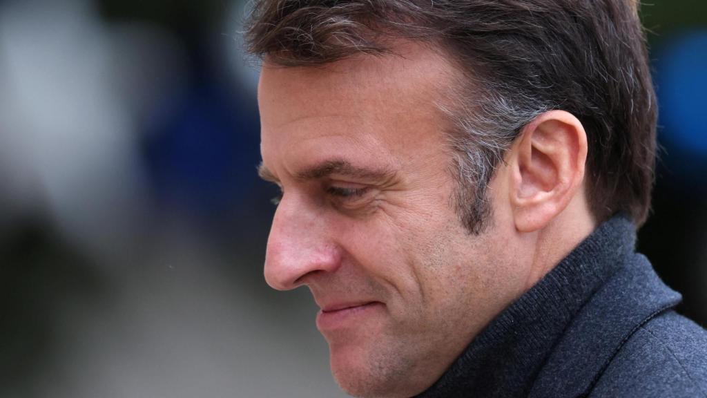 Emmanuel Macron, antes de recibir a un invitado en el Palacio del Elíseo en París.