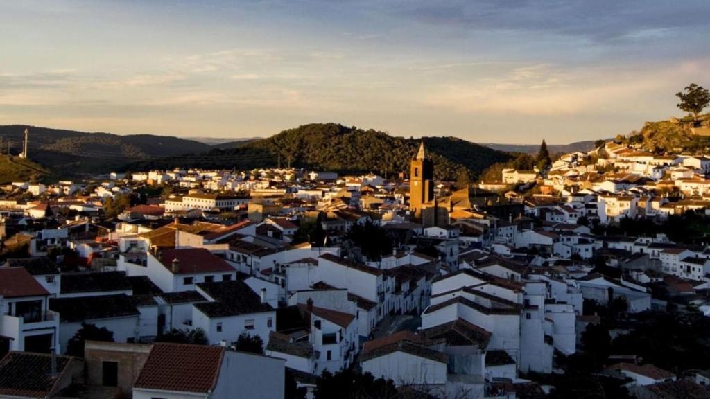 Vista aérea de este pueblo medieval idóneo para escaparse en Navidad.