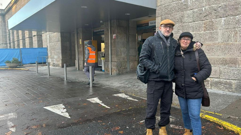 Turistas afectados por los cortes de trenes