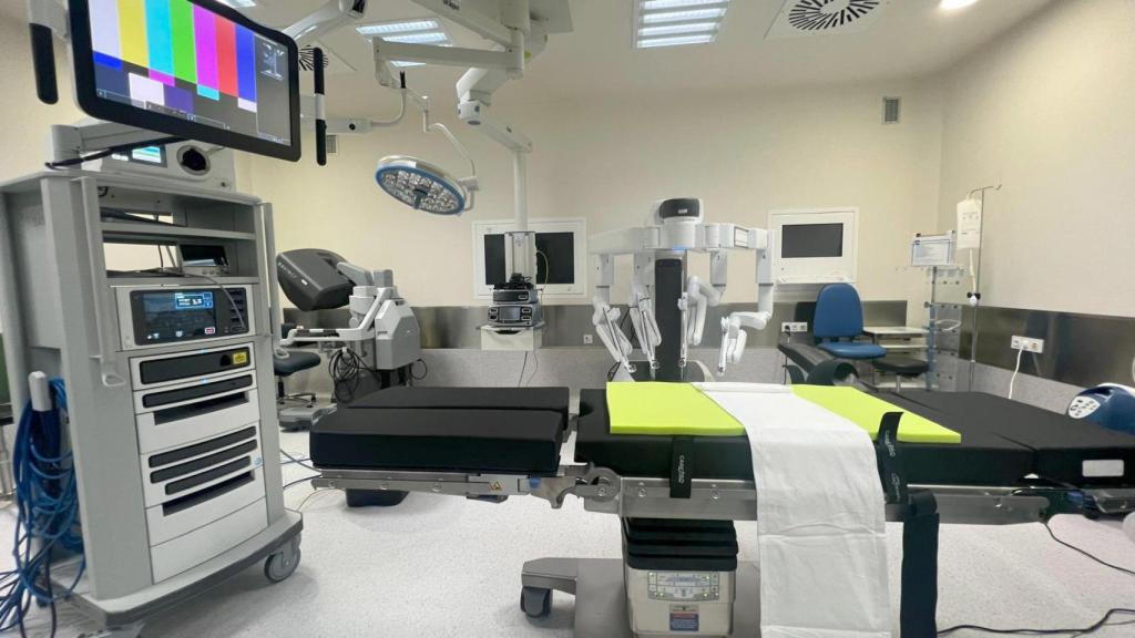 Cirugía con el robot ‘Da Vinci’ en el hospital Clínico de Valladolid