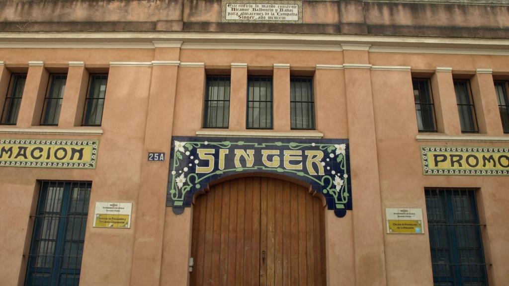 Fachada del Edificio Singer, en Sevilla