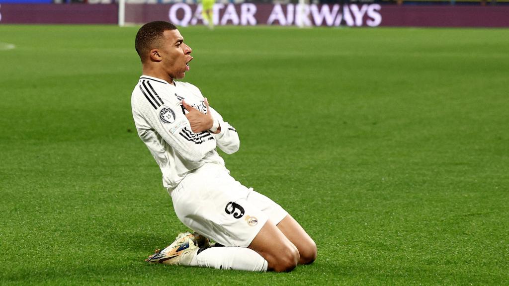 Mbappé celebra su gol contra la Atalanta.