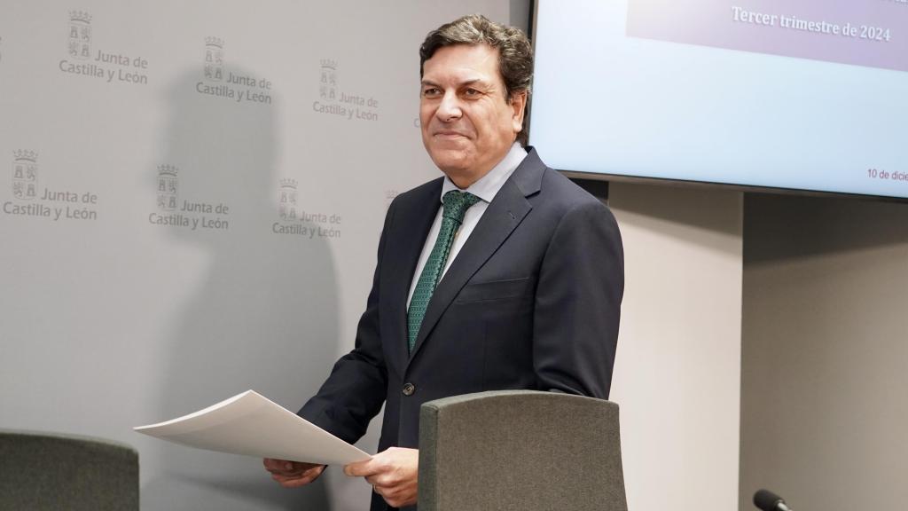 El consejero de Economía y Hacienda y portavoz, Carlos Fernández Carriedo, presenta los datos de la Contabilidad Regional de Castilla y León correspondientes al tercer trimestre de 2024, este martes