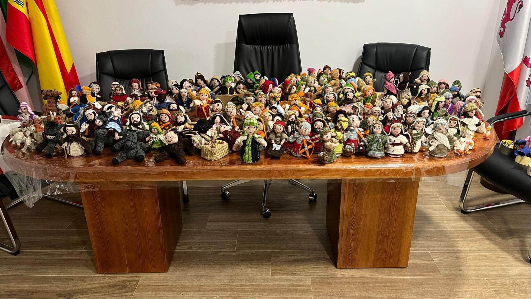 Figuras de ganchillo para el belén de Castronuevo de los Arcos (Zamora)