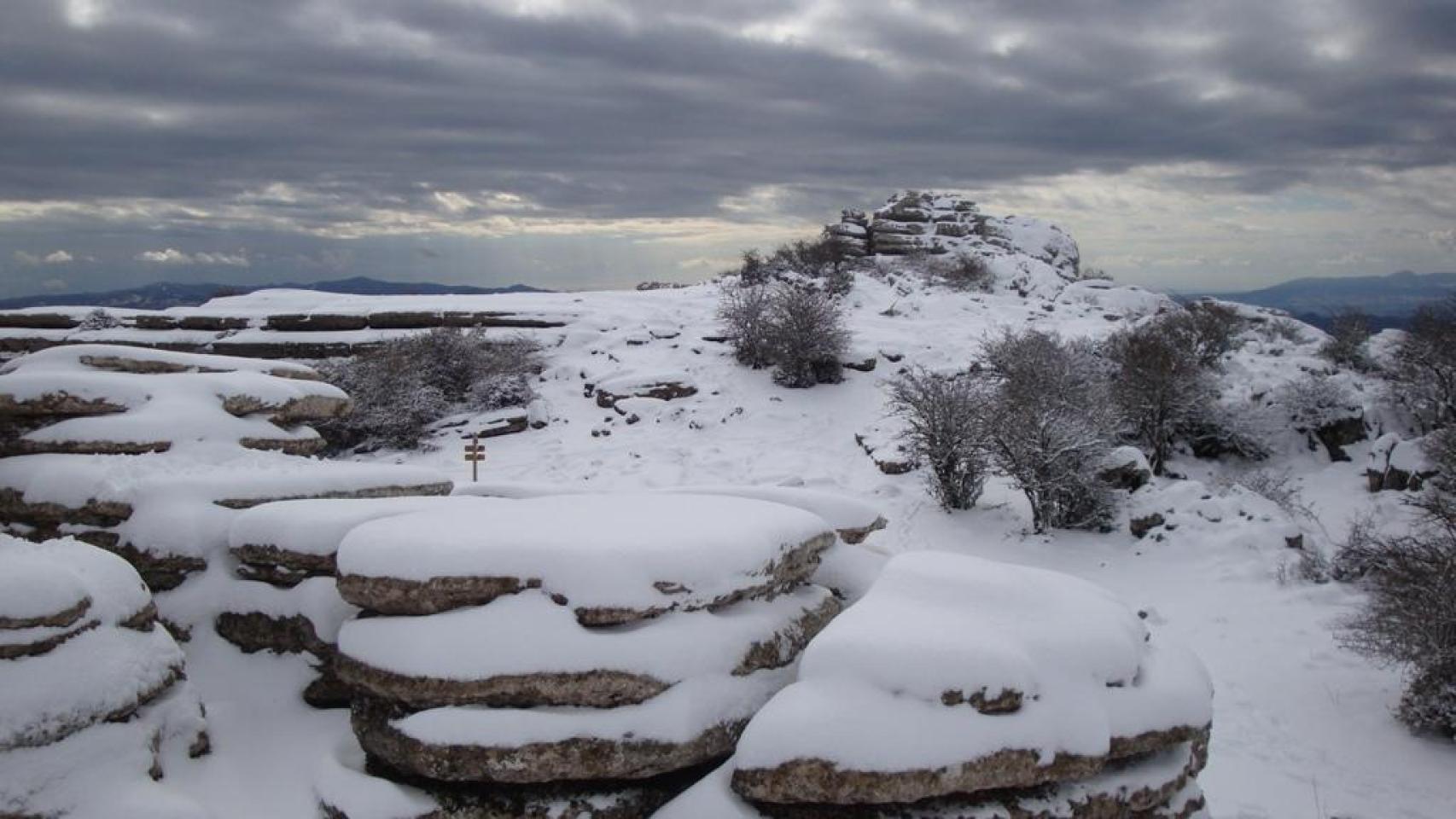 El Torcal de Antequera nevado.