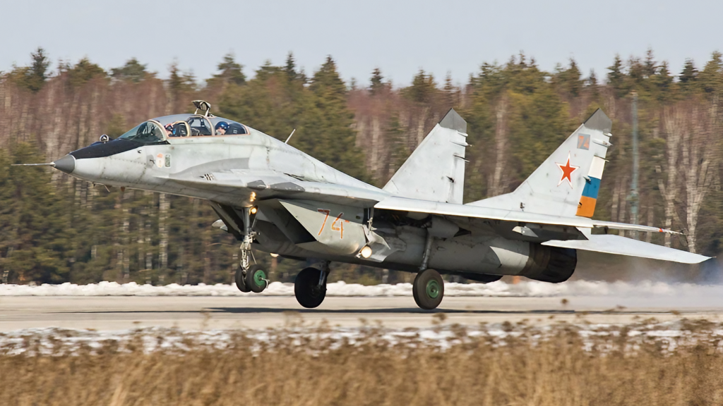 Mikoyan MiG-29 biplaza de la Fuerza Aérea Rusa