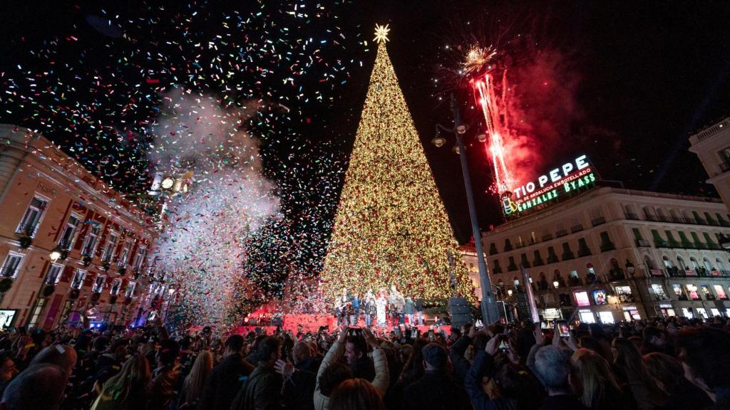 Alumbrado navideño en la puerta del Sol, 2023