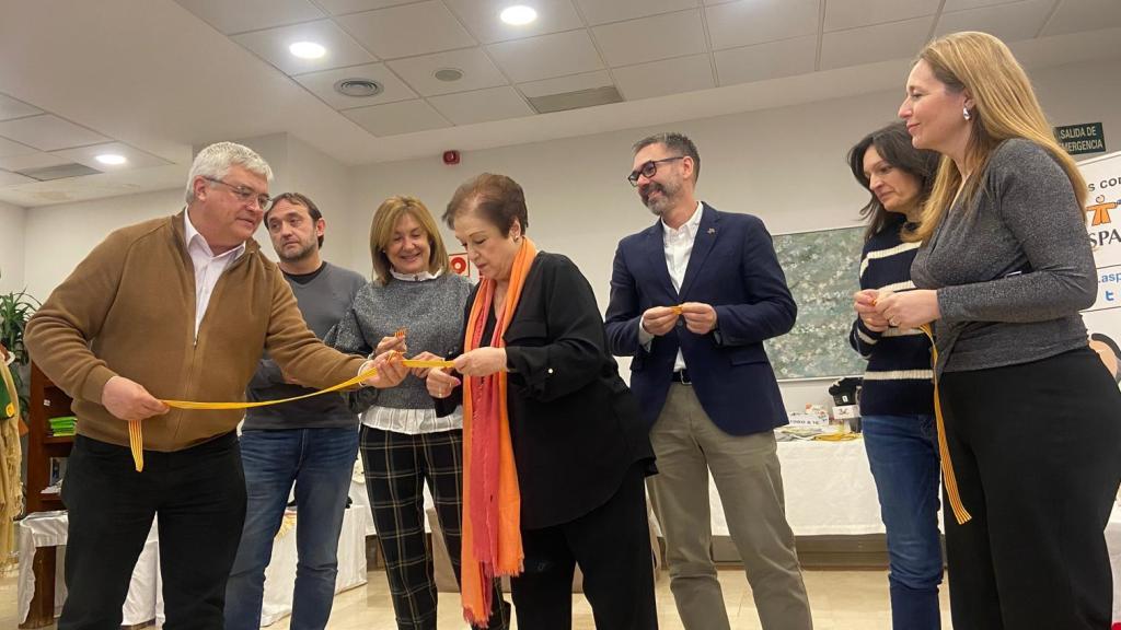 Momento de la inauguración del Rastrillo.