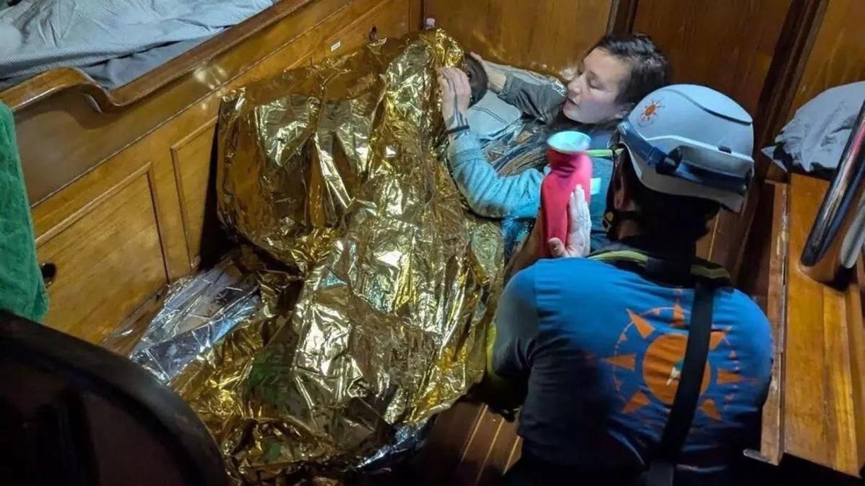 Una niña de 11 años originaria de Sierra Leona, rescatada del agua esta madrugada, es la única superviviente de un naufragio en el Mediterráneo.