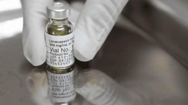Dos inyecciones al año de lenacapavir bastarían para proteger prácticamente al 100% del VIH