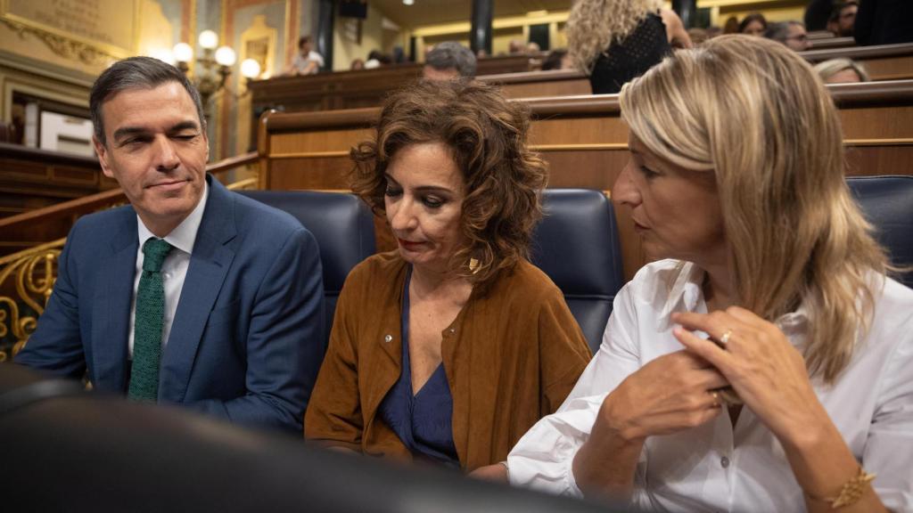 Pedro Sánchez, María Jesús Montero y Yolanda Díaz, en el Congreso.