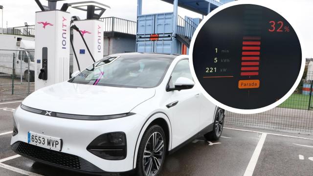 El XPeng G6 empezó a cargar a más de 220 kW de potencia durante nuestra prueba.