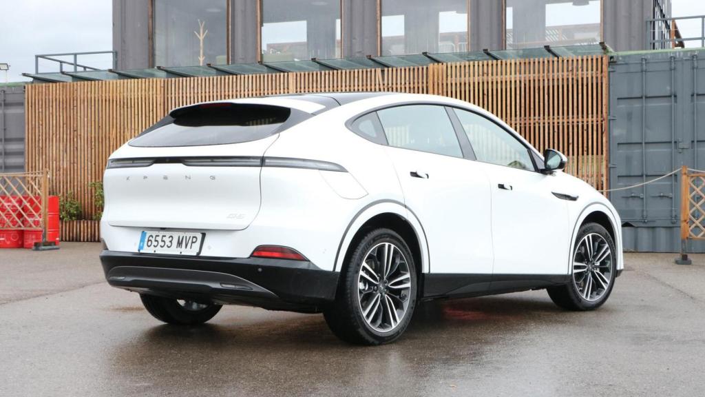 El XPeng G6 es un SUV eléctrico de gran tamaño.