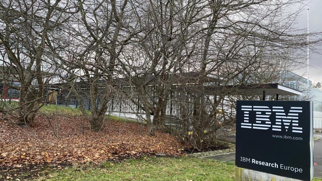 Entrada principal del IBM Research Center de Zúrich.