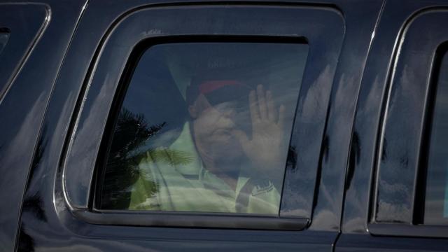 Donald Trump, a la salida del Trump International Golf Club en West Palm Beach.