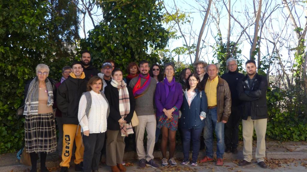 José Luis García Gascón, en el centro, junto a los miembros de la candidatura  'Podemos Transformar Castilla-La Mancha'.