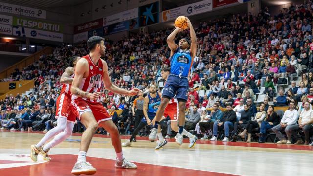 Brandon Taylor, durante una acción del Girona - Basquet Coruña