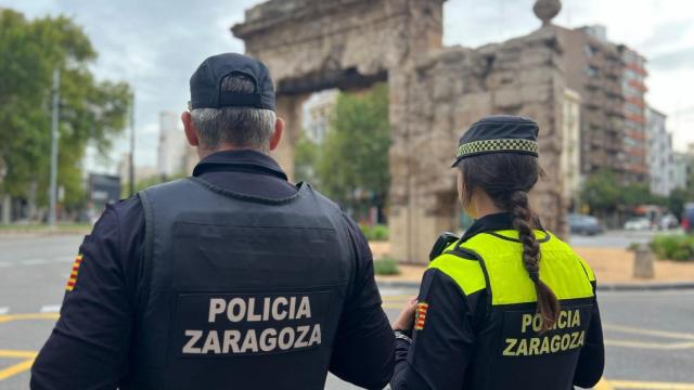 Imagen de archivo de la Policía Local de Zaragoza y la Policía Nacional