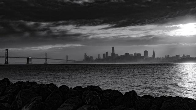 Tornados de millones en San Francisco. Image de Pexels.