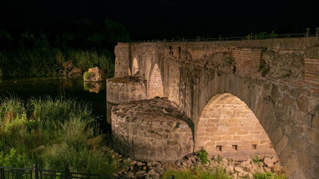 Puente Romano de Talavera de la Reina con las 25 nuevas luminarias