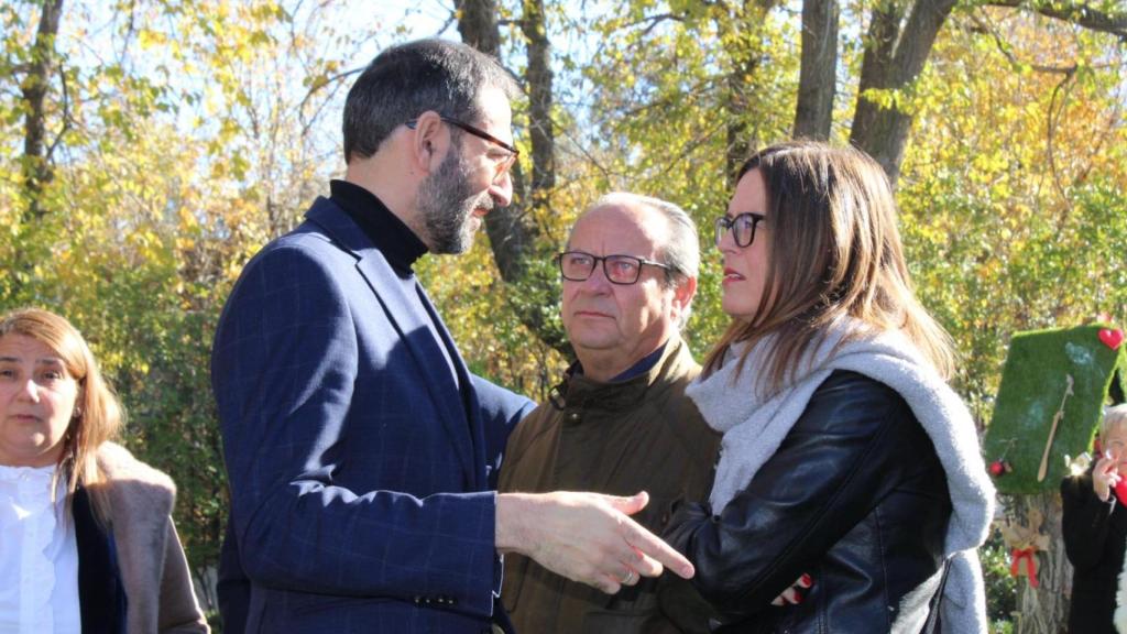 Sergio Gutiérrez, este domingo junto a los consejeros Esther Padilla y Juan Alfonso Ruiz Molina.