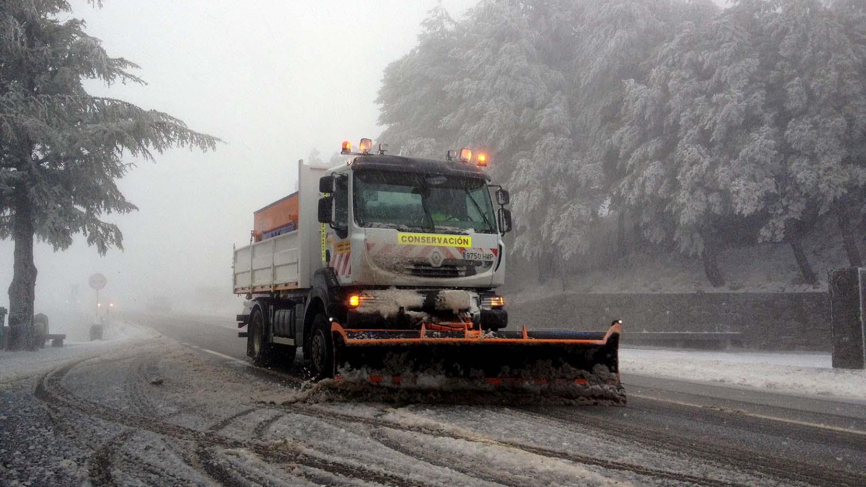 Nieve en el Puerto del Pico, en Ávila