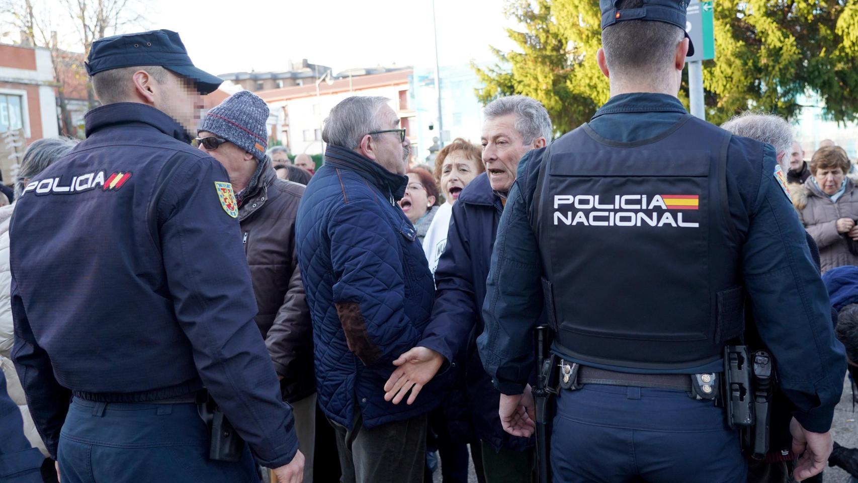 Manifestación de la Plataforma por el Soterramiento del Ferrocarril en Valladolid