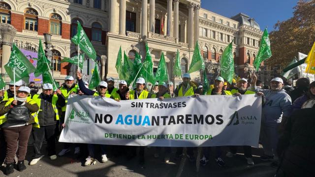 Agricultores alicantinos protestando en Madrid.