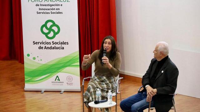 La consejera de Inclusión Social, Juventud, Familias e Igualdad, Loles López, durante la inauguración en Huelva del segundo Foro Andaluz de Investigación e Innovación en Servicios Sociales..