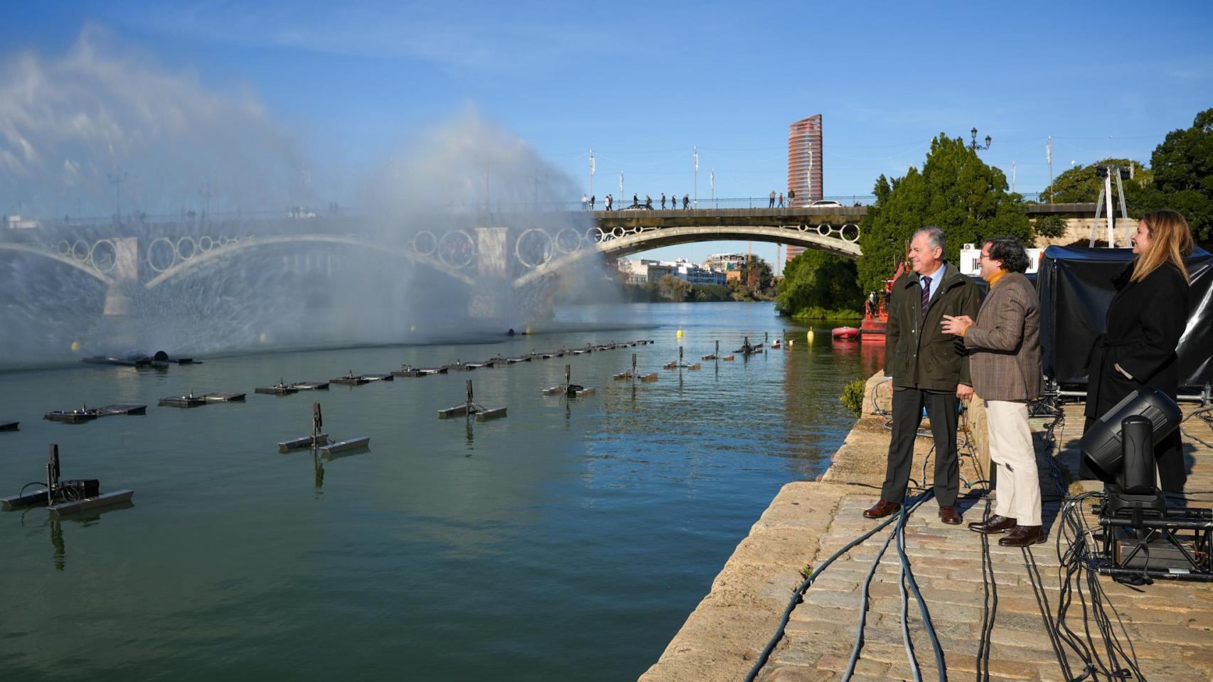 El alcalde de Sevilla, José Luis Sanz, en los preparativos de Navigalia