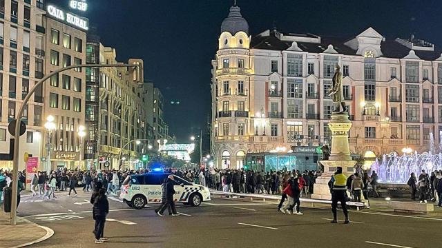 La Policía Municipal de Valladolid en la Plaza de Zorrilla de la ciudad