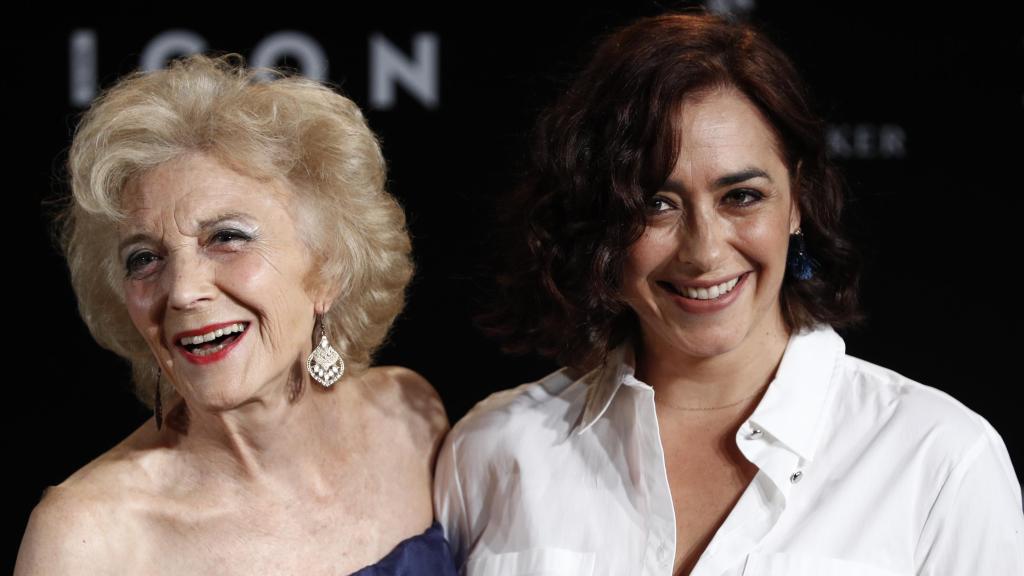 Marisa Paredes y su hija, María Isasi, en los premios Icon 2019.