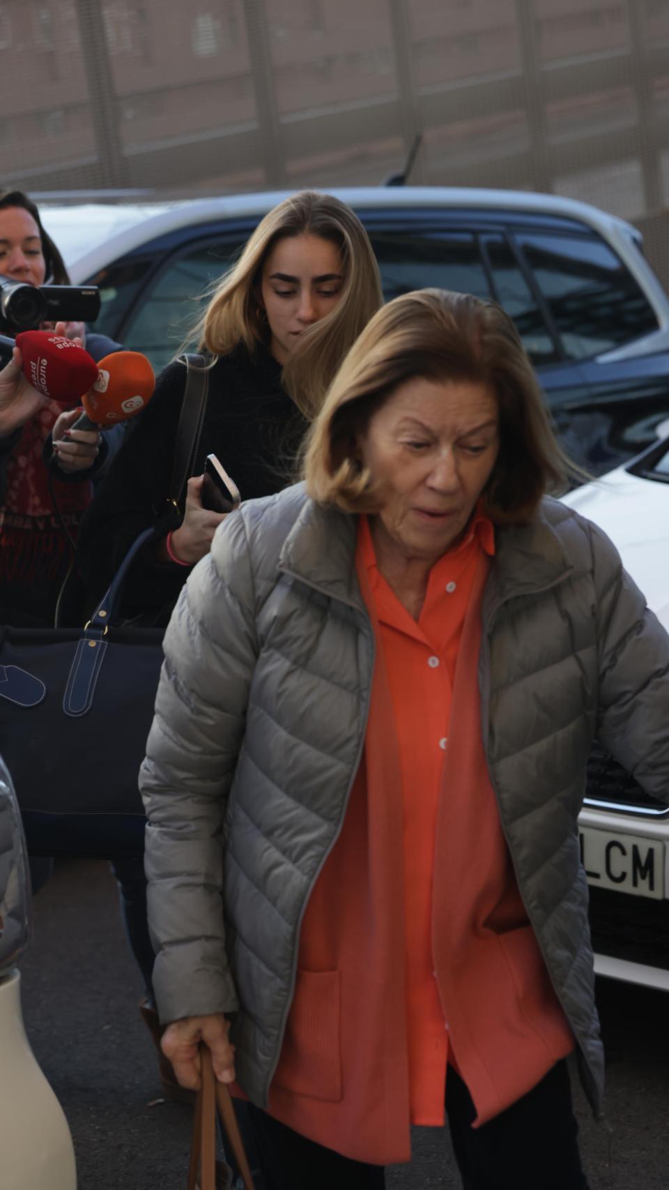 Natalia Figueroa, llegando al centro médico.