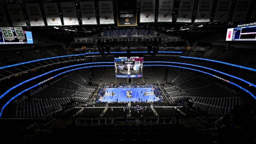 El pabellón de Dallas Mavericks antes de un partido de la Copa NBA